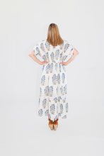 Load image into Gallery viewer, Cosanila Dunes Kaftan