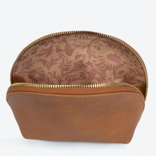 Load image into Gallery viewer, JOYN Halfmoon Leather Pouch