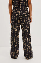 Load image into Gallery viewer, Rails Brendan
