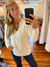 Load image into Gallery viewer, Oats Cashmere Odie
