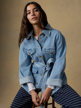 Load image into Gallery viewer, Faherty Solstice Denim Safari Jacket

