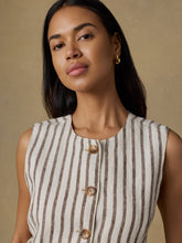 Load image into Gallery viewer, Faherty Sun Strider Linen Vest
