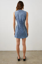 Load image into Gallery viewer, Rails Strand
