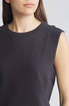 Load image into Gallery viewer, Faherty Brand Sunwashed Muscle Dress
