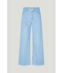 Baum Und Pferdgarten Nini Jean