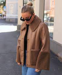 Baum Und Pferdgarten