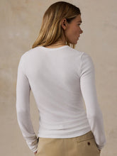 Load image into Gallery viewer, Faherty Featherweight Freestyle LS
