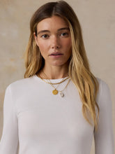 Load image into Gallery viewer, Faherty Featherweight Freestyle LS
