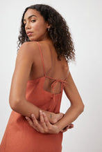 Load image into Gallery viewer, Rails Demi
