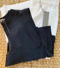 Load image into Gallery viewer, KILN deep V top
