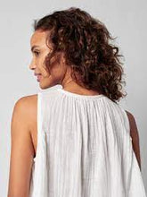 Load image into Gallery viewer, Faherty Brand Eliza Top
