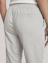 Load image into Gallery viewer, Faherty Brand Arlie Day Pant
